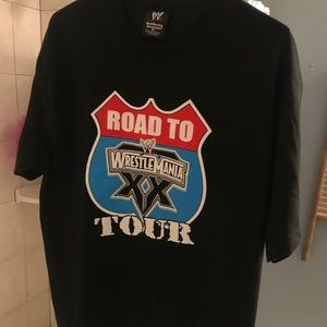 WWE Road to Wrestle Mania shirt